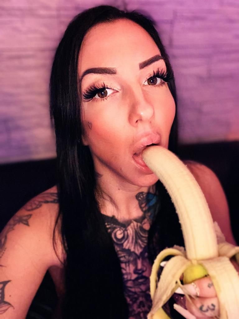 Lia Jolie Deutsch - foto 16