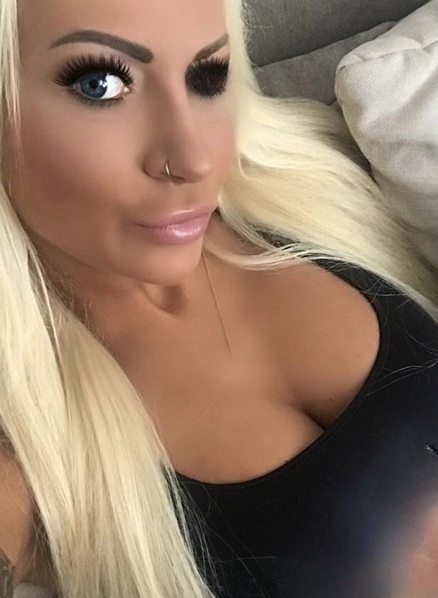 Pornostar Julie Hunter Aus Deutschland - foto 7