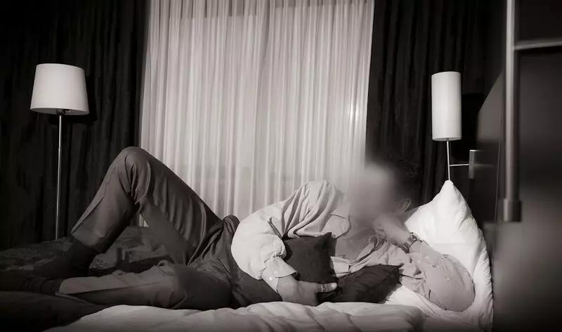 David Erotische Body2body Massage Voor Dames En Koppels - photo 2