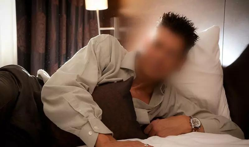 David Erotische Body2body Massage Voor Dames En Koppels - photo 9