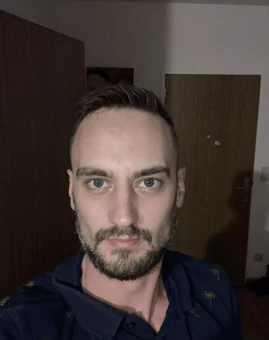 Viktor 33 Jaar - foto 1