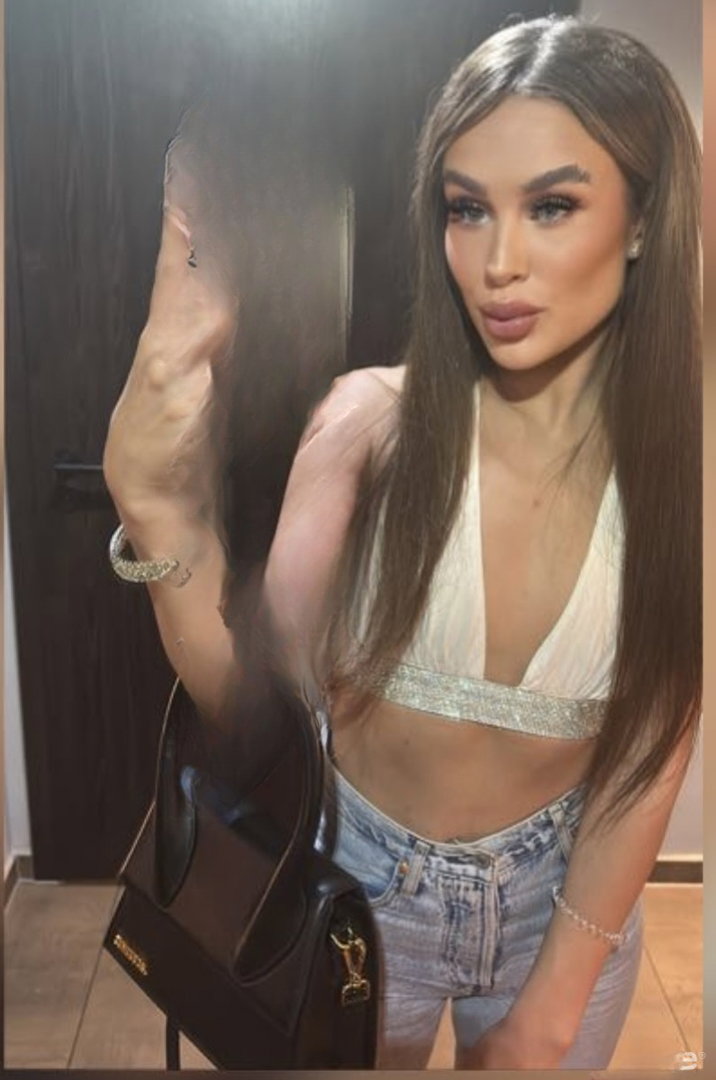 Laura - foto 1