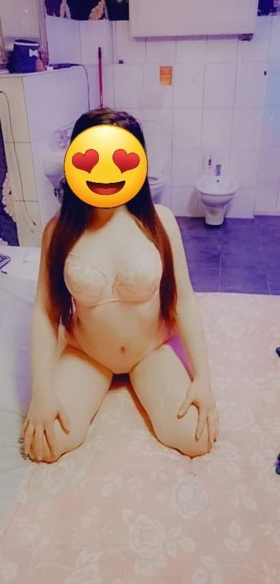 Silvia Im Red Haus - foto 4