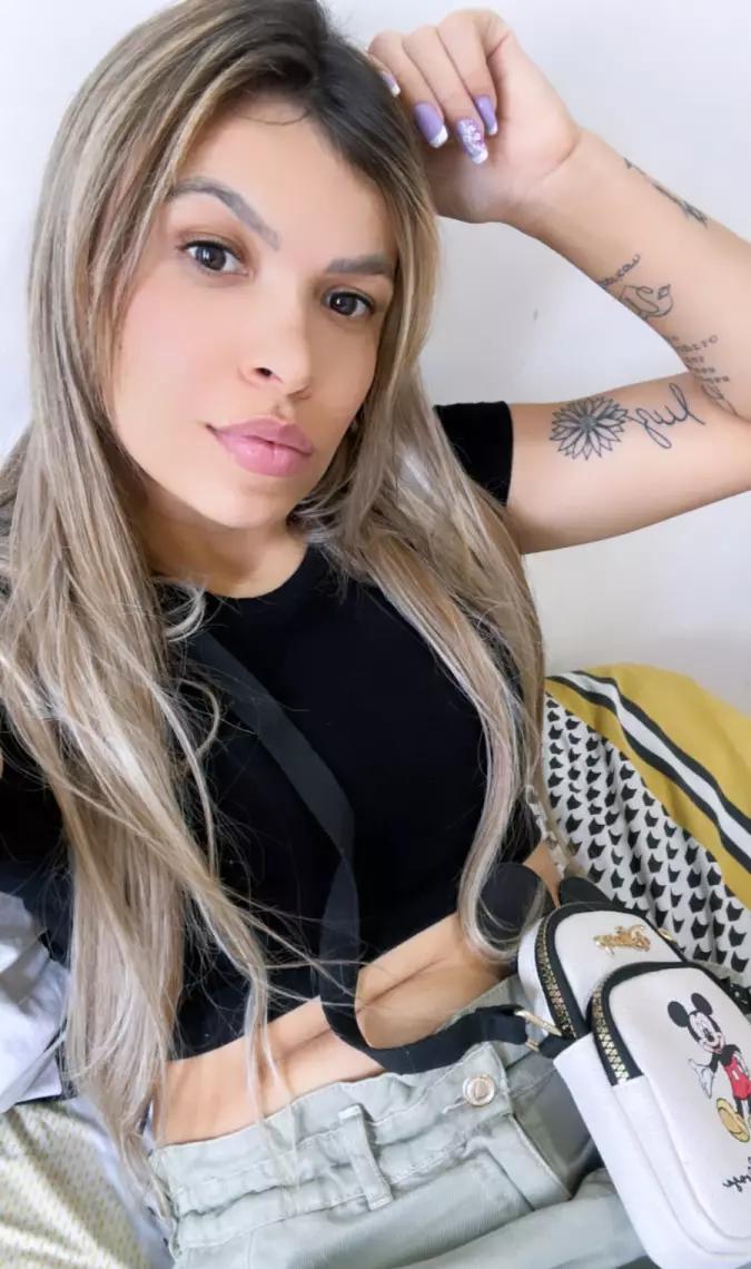 Pamela Hot - foto 5