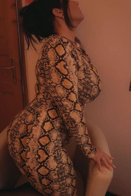 Claudia 1 - photo 1