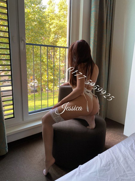 Jessica - photo 27